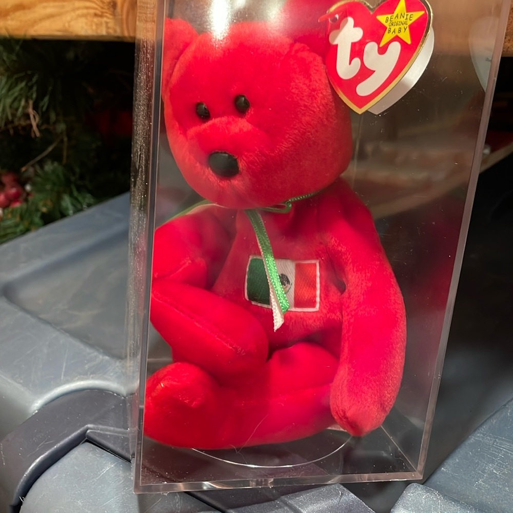 (K8) NWT, 1999, Ty Beanie Baby Osito Bear (Mexico), P.E. Pellets kept in case